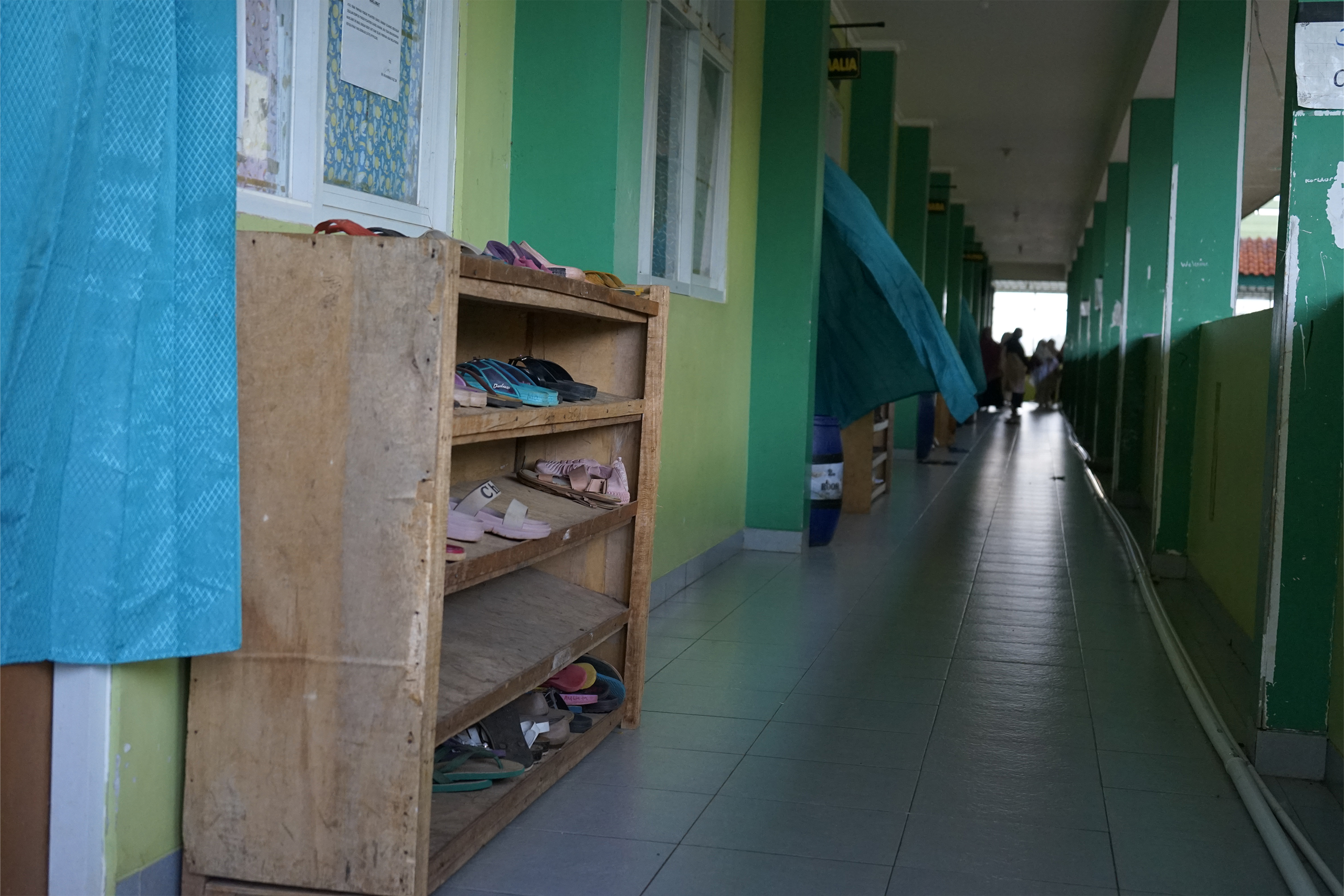 Depan Kamar Asrama Putri